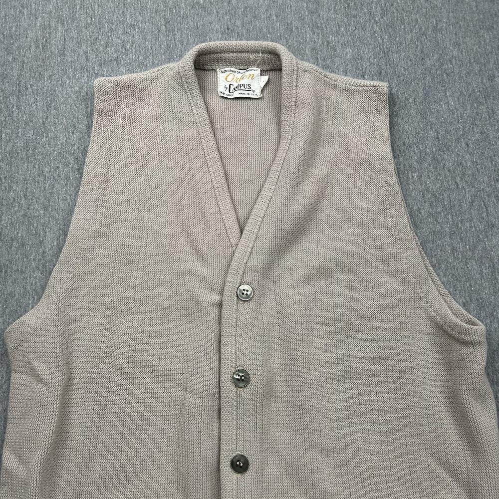 Vintage Campus Sweater Vest Cardigan Knit Orlon Acrylic Medium‎ Tan Pockets